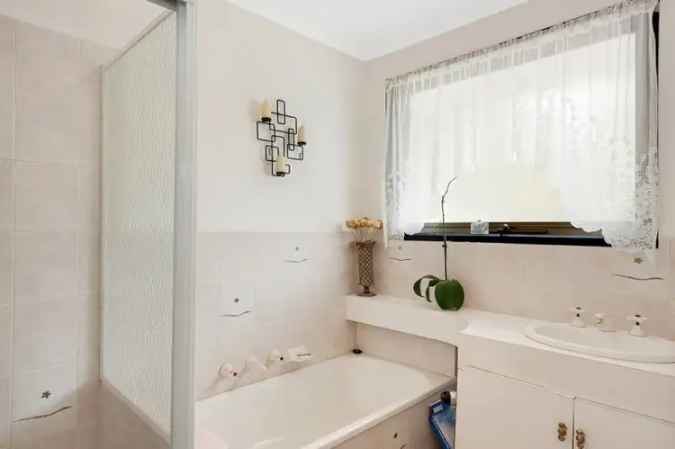 Fifth view of Homely house listing, 8 Jennifer Court, Whittlesea VIC 3757
