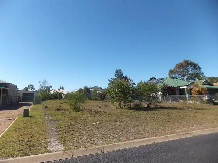 10 Acacia Street, Woodgate QLD 4660