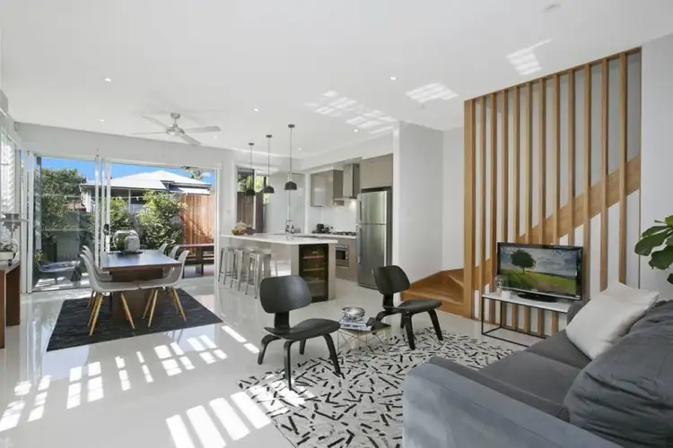 Main view of Homely townhouse listing, 2/431 Hawthorne Road, Bulimba QLD 4171