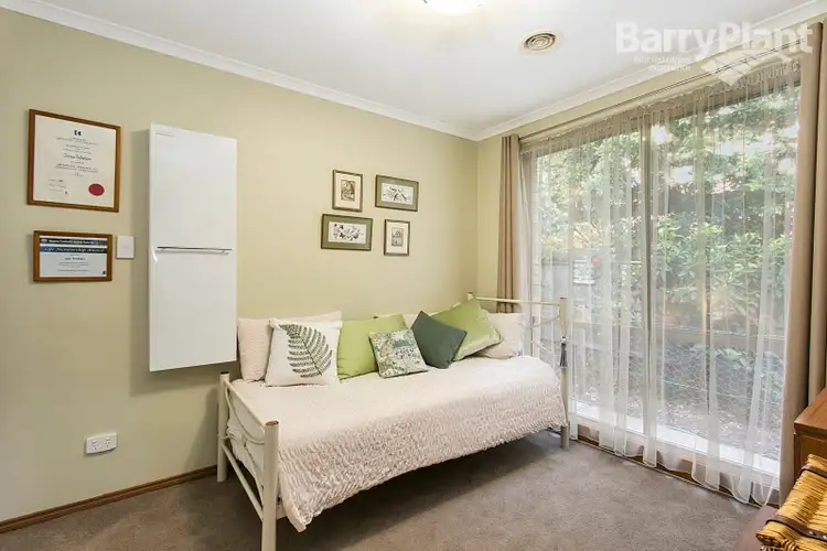 Seventh view of Homely house listing, 4 Oakbank Close, Berwick VIC 3806