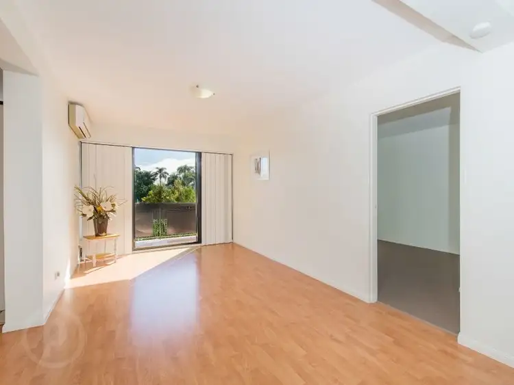 Second view of Homely unit listing, 5/70 Latrobe Street, East Brisbane QLD 4169