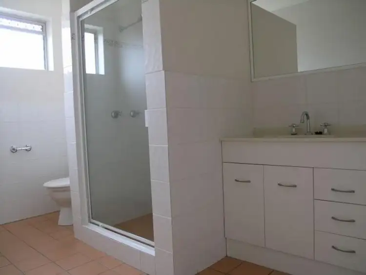 Fifth view of Homely unit listing, 2/42 Fifth Avenue, Coorparoo QLD 4151