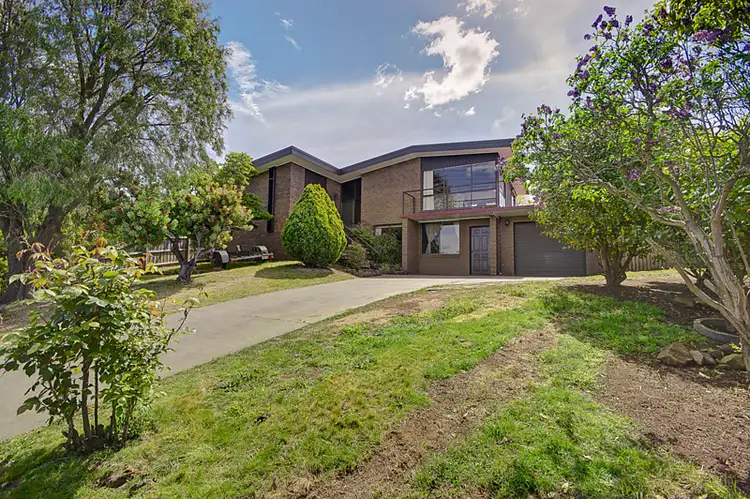 10 Teasdale Court, Highton VIC 3216