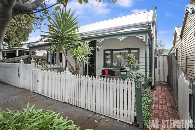 8 Perry Street, Seddon VIC 3011