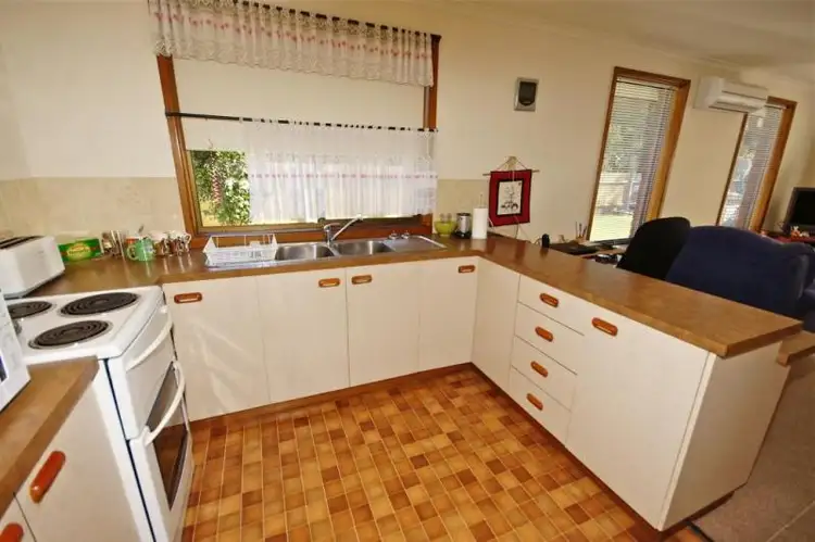 Sixth view of Homely unit listing, 2/5 Henderson Place, Spreyton TAS 7310