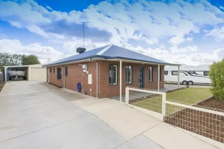 5 Nivek Court, St Albans Park VIC 3219