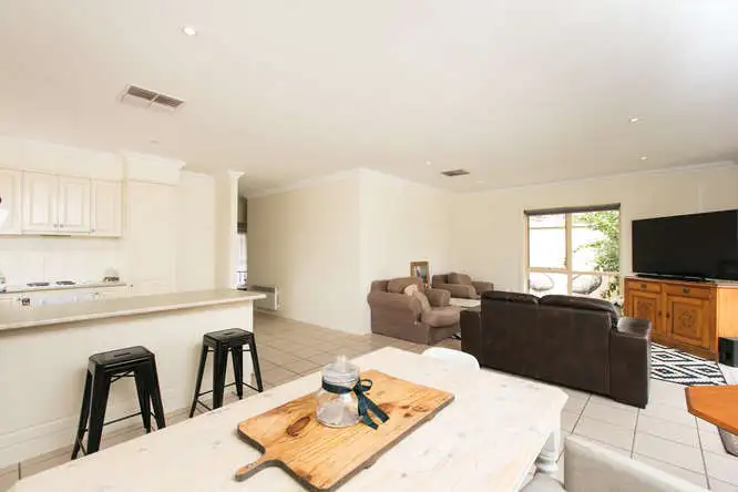 Third view of Homely house listing, 4 Stamford Court, Buronga NSW 2739