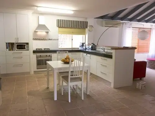 28 Woodland Dale, Canning Vale WA 6155