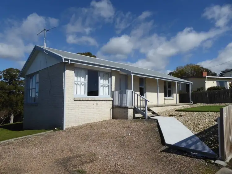 9 Murray Street, Bridport TAS 7262