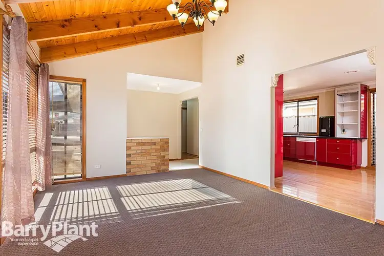 Seventh view of Homely house listing, 5 Jeavons Court, Altona Meadows VIC 3028