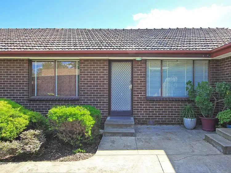 4/12 Elizabeth Street, St Albans VIC 3021