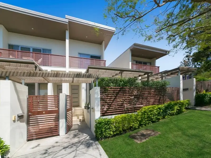 Main view of Homely townhouse listing, 2/1-7 Robbins Street, Corinda QLD 4075