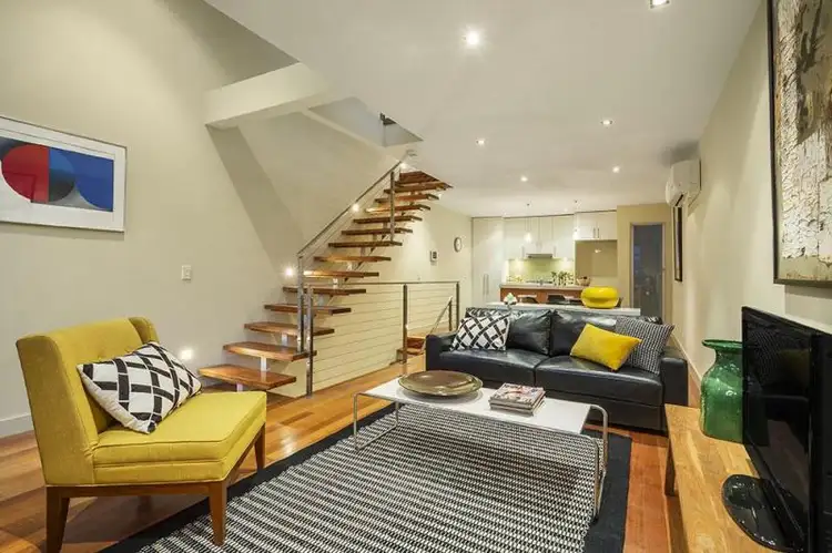 5 Raglan Street