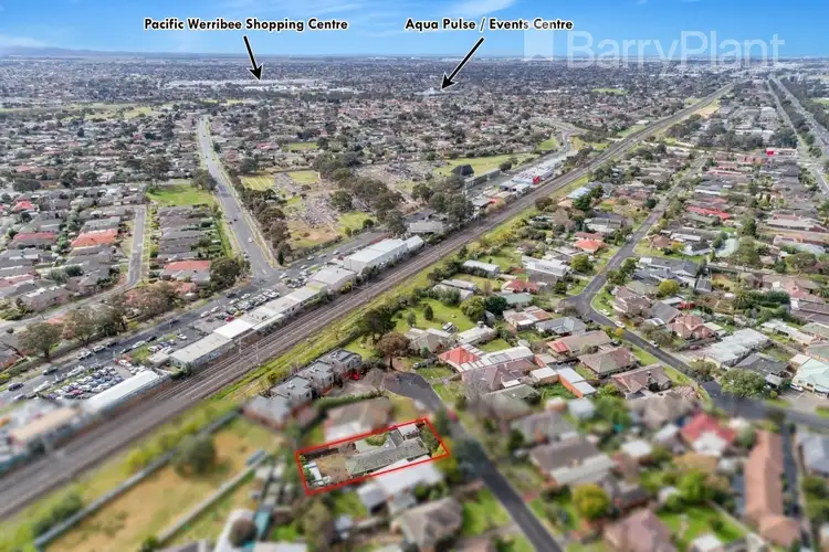 Third view of Homely house listing, 4 Queens Court, Werribee VIC 3030