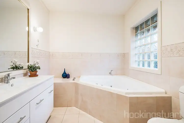 Sixth view of Homely unit listing, 9A Bayview Street, Bentleigh East VIC 3165