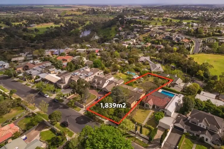216 Noble Street, Newtown VIC 3220