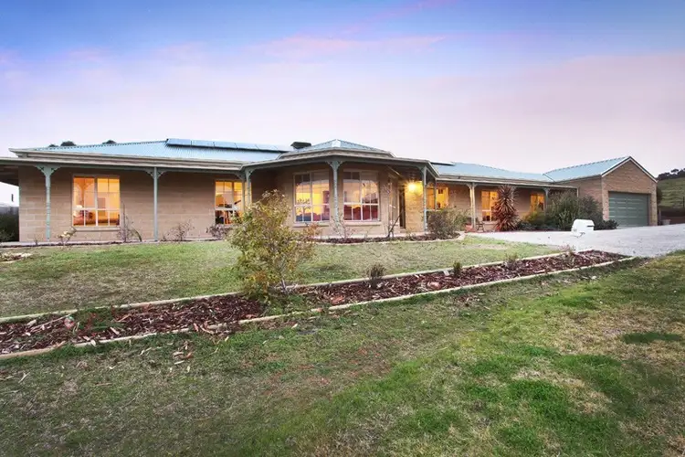 105 Grey Street, Bacchus Marsh VIC 3340