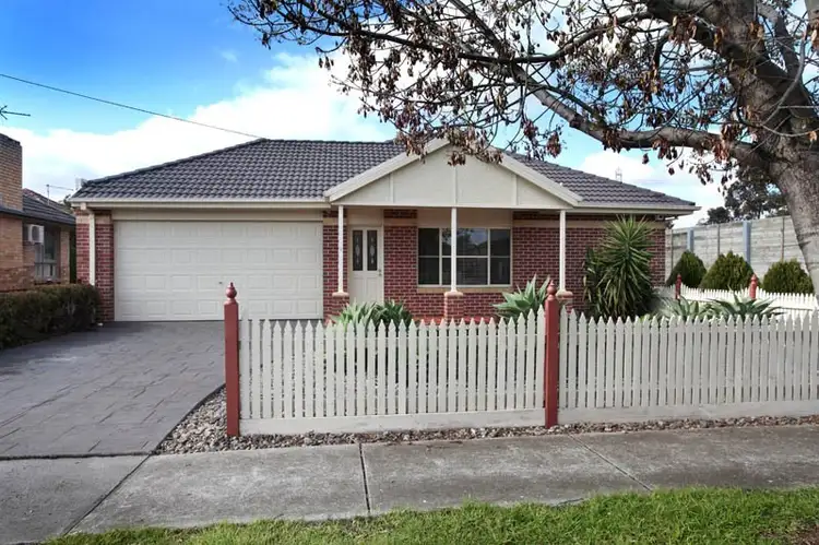 Main view of Homely unit listing, 1/2 Banksia Grove, Tullamarine VIC 3043