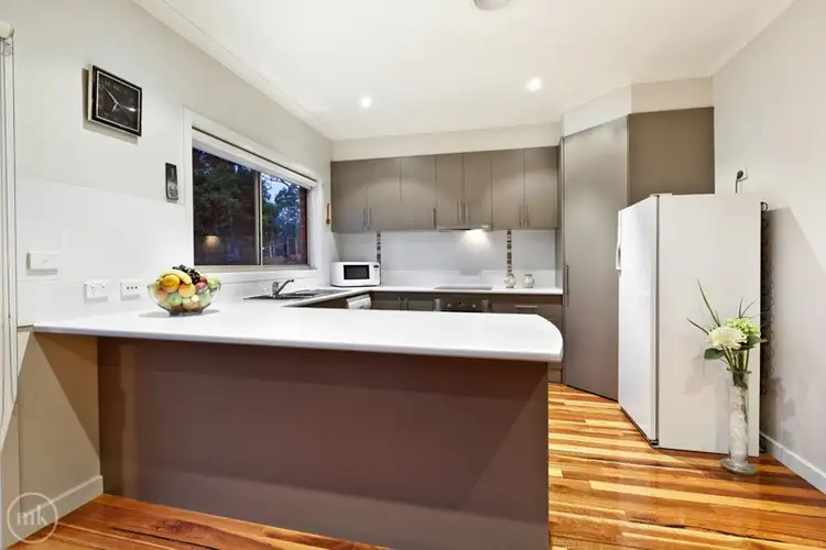 Fifth view of Homely unit listing, 2/11 Warrington Crescent, Wattle Glen VIC 3096
