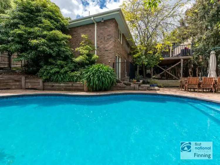 Fifth view of Homely house listing, 2 Beavis Court, Berwick VIC 3806