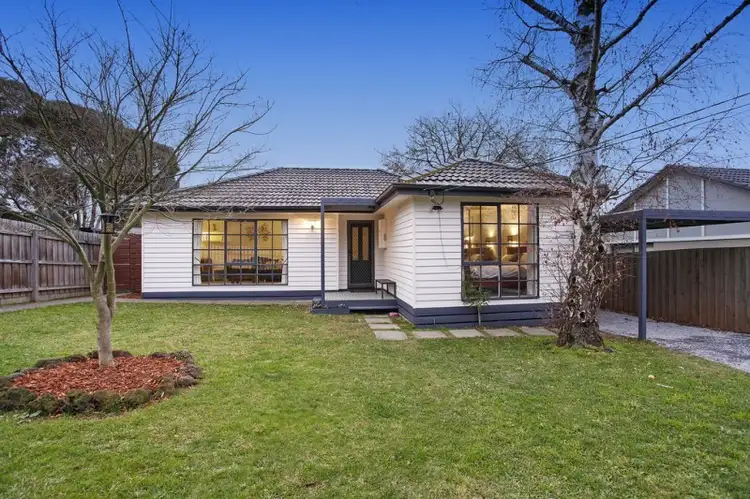 5 Barclay Avenue, Croydon VIC 3136