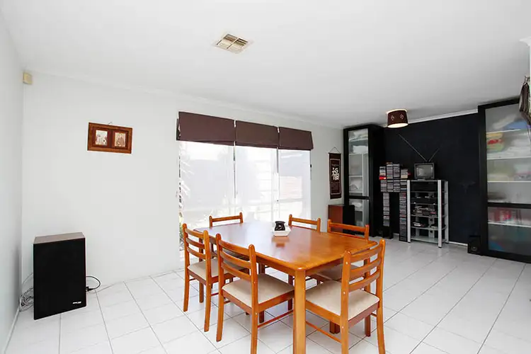 Fourth view of Homely house listing, 6 Burswood Court, Seabrook VIC 3028