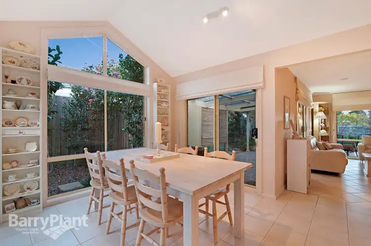 Seventh view of Homely house listing, 2 Glenside Walk, Berwick VIC 3806