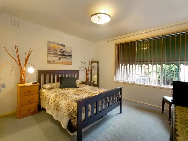 Sixth view of Homely house listing, 4 Lucerne Crescent, Frankston VIC 3199