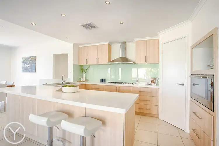 25 Coogee Road, Munster WA 6166