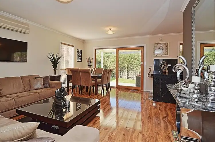 Fifth view of Homely house listing, 8 Chatsworth Court, Rowville VIC 3178