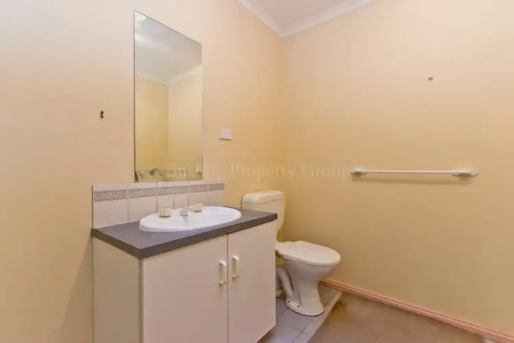 Sixth view of Homely unit listing, 2/4 Roger Retreat, Newnham TAS 7248