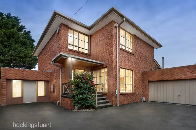 6 Curraweena Road, Caulfield South VIC 3162