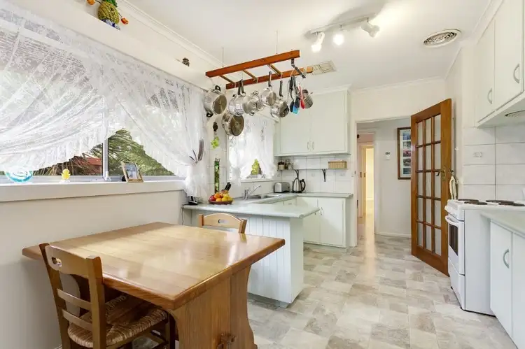Fourth view of Homely house listing, 2 Wesley Court, Croydon VIC 3136