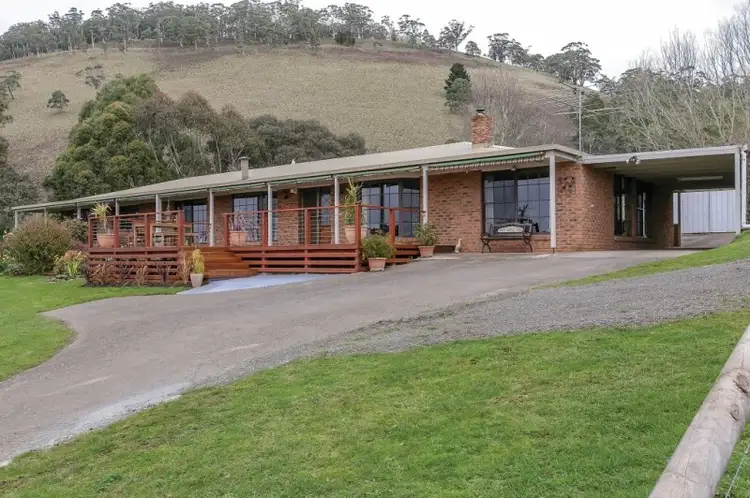 44 Hogarths Road, Buninyong VIC 3357
