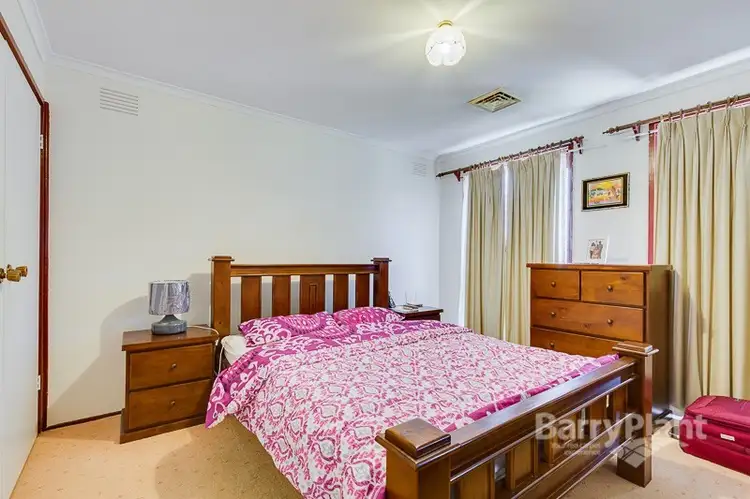 Fifth view of Homely house listing, 18 Wimmera Crescent, Keilor Downs VIC 3038