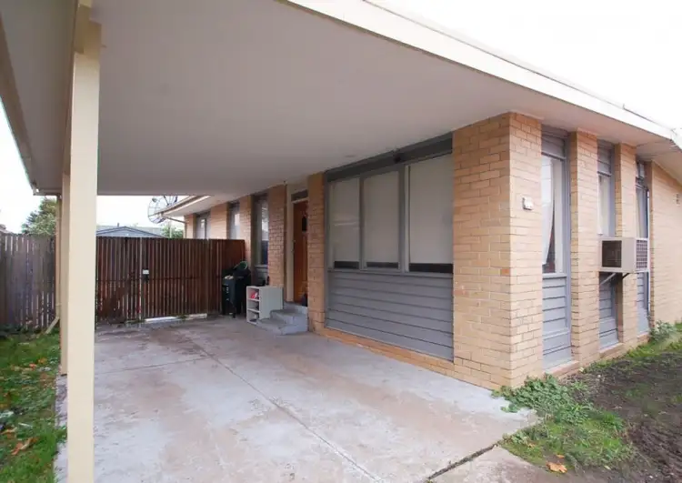 22 Bushfield Crescent, Coolaroo VIC 3048