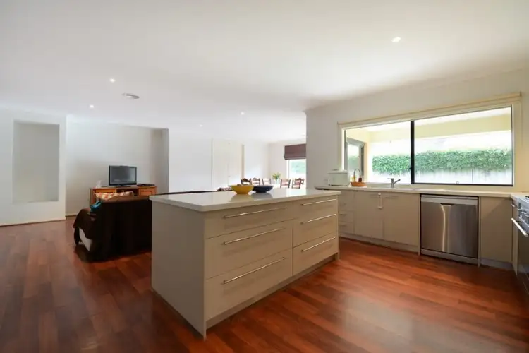 Seventh view of Homely house listing, 2 Mawson Walk, Sandhurst VIC 3977