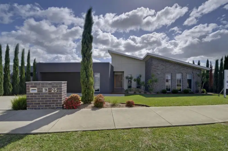 Main view of Homely house listing, 25 Dunsmuir Grove, Traralgon VIC 3844