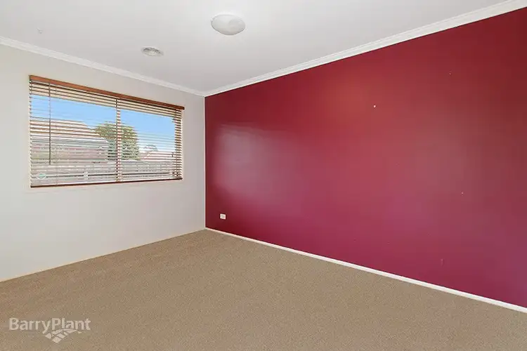 Fifth view of Homely house listing, 14 Retreat Circuit, Beaconsfield VIC 3807