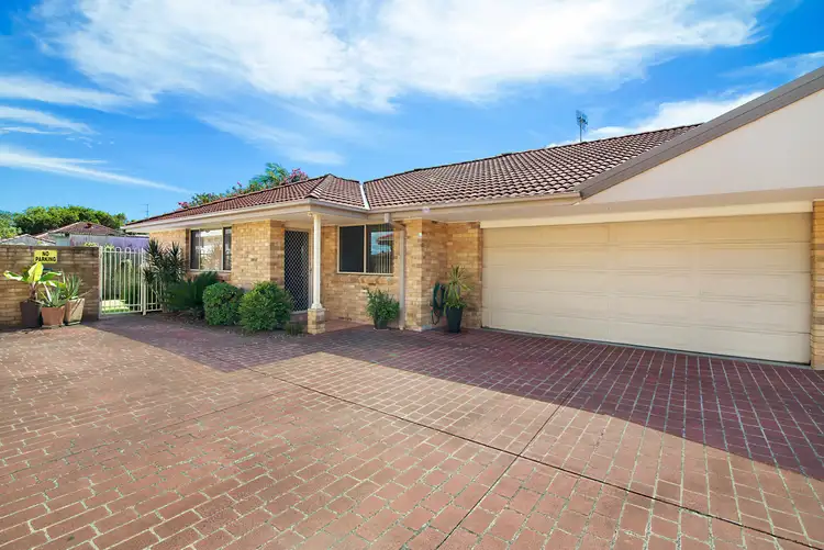 Main view of Homely villa listing, 2/42-44 Oaks Ave, Long Jetty NSW 2261