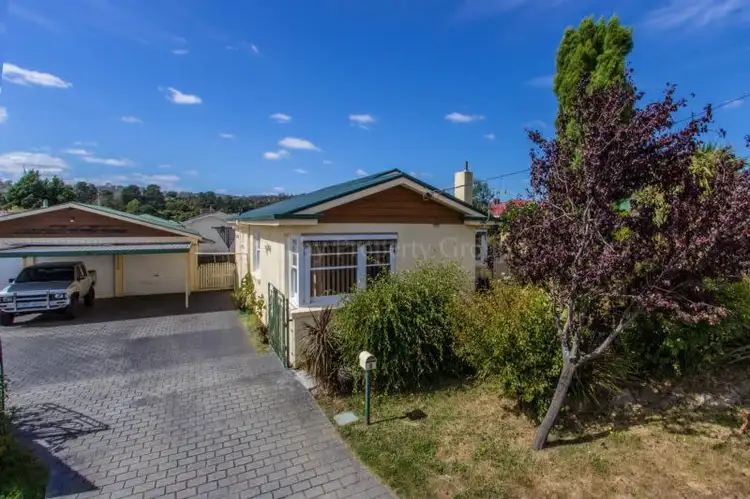 2 Truscott Grove, Mowbray TAS 7248