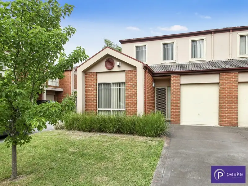 Main view of Homely unit listing, 18/12 Grant Close, Berwick VIC 3806