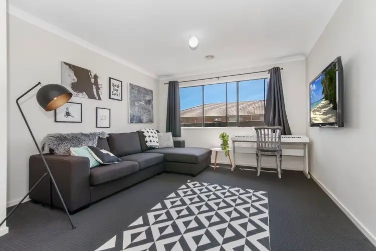 Third view of Homely house listing, 6 Peninsula Drive, Eaglehawk VIC 3556