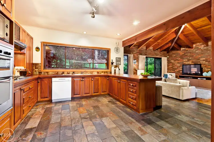 Fifth view of Homely house listing, 127 Bonds Road, Lower Plenty VIC 3093