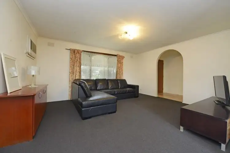 Fifth view of Homely house listing, 1/18 Shearwater Drive, Carrum Downs VIC 3201