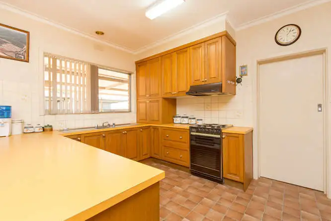 Fifth view of Homely house listing, 375 River Avenue, Birdwoodton VIC 3505