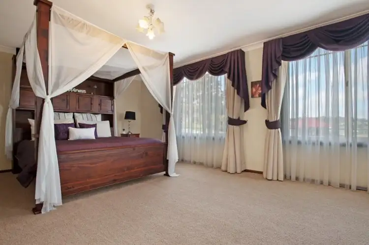 Seventh view of Homely house listing, 10 Christine Close, Rutherford NSW 2320