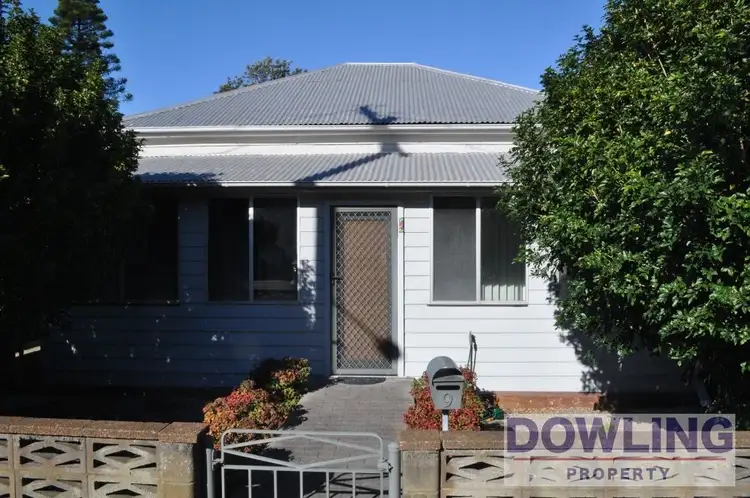 9 Chester Street, Stockton NSW 2295