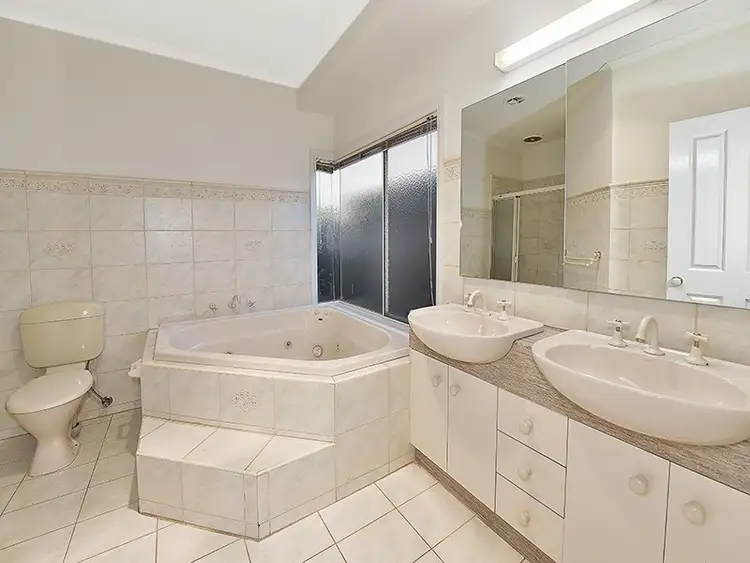 Sixth view of Homely house listing, 10 Tormorvey Avenue, Hillside VIC 3037