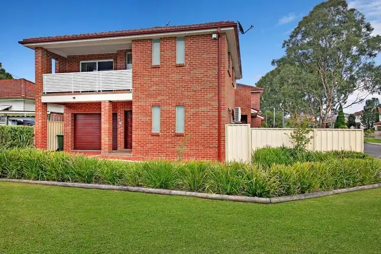 38 Victor Avenue, Picnic Point NSW 2213